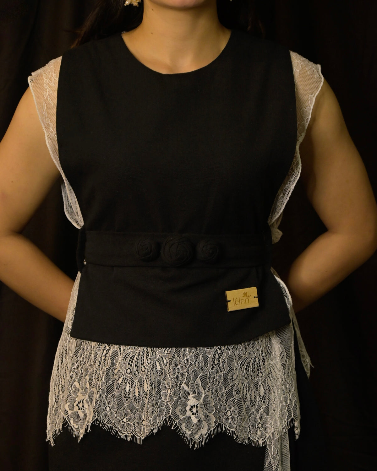 Rosette Black