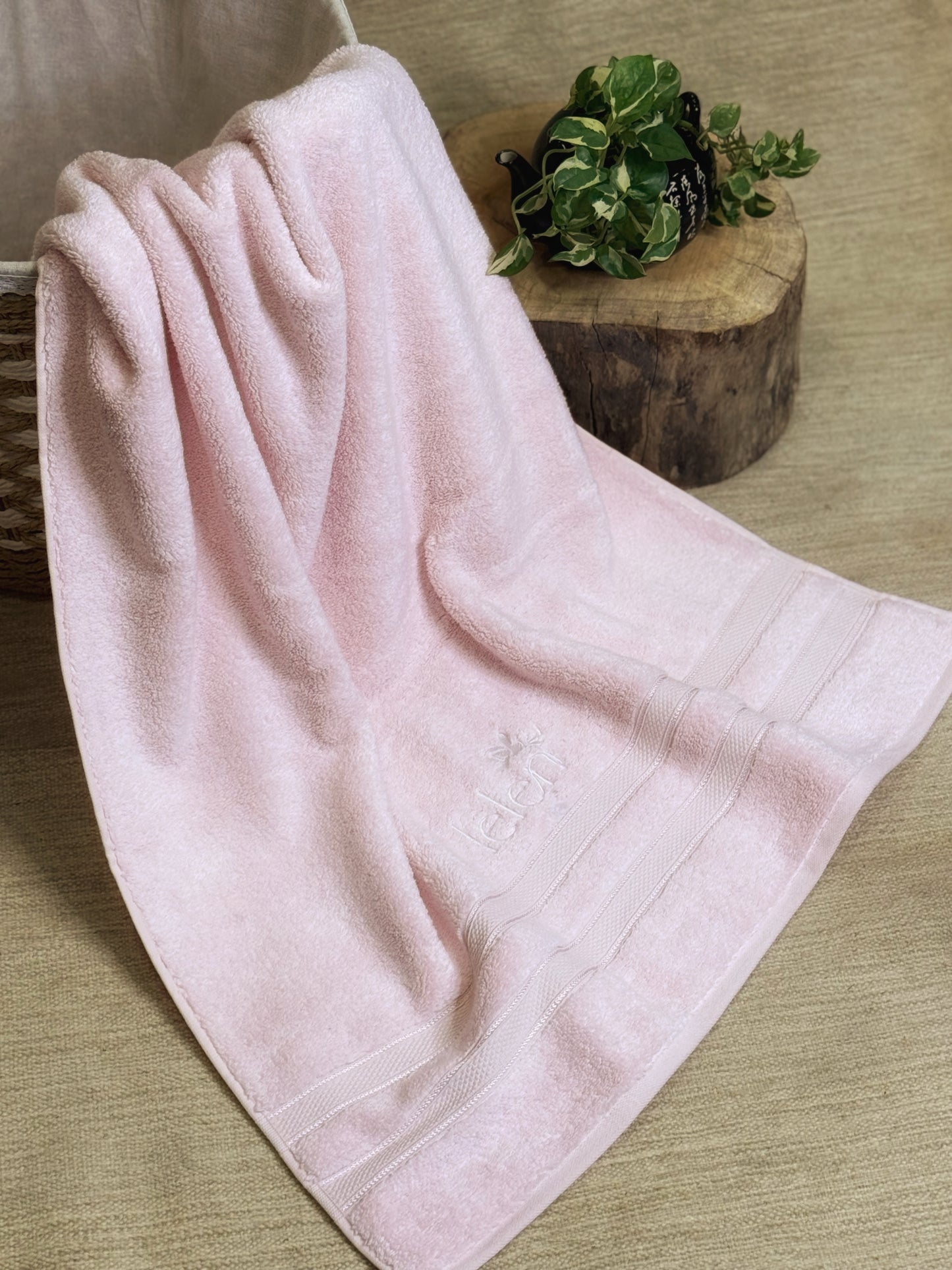 Bamboo Cotton Blend Bath Towels