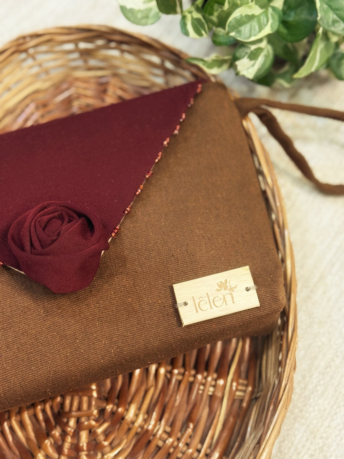 Rosy Pouch