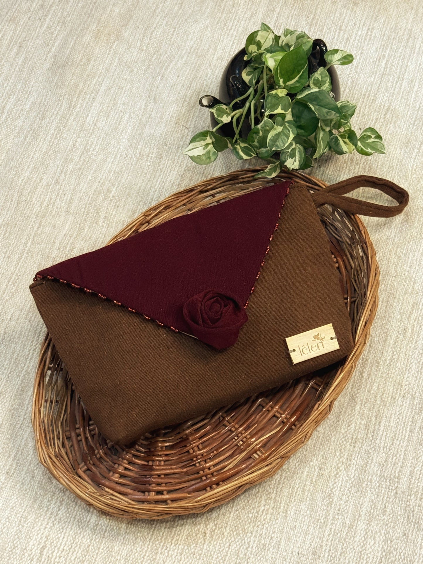 Rosy Pouch